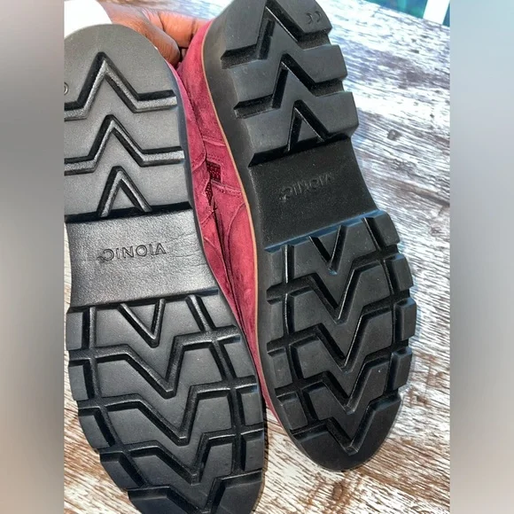 🔥 Vionic Lani Port ( Rich Burgundy) Suede Lace-Up Boots – Women’s 7.5 🔥 - Picture 5 of 7